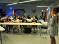 Personas escuchando charla sobre Mujer y Tecnología en Engine-4