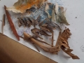 Participante creando su obra