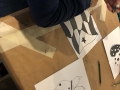 Participantes realizando sus obras