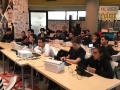 Jovenes tomando su curso de programación