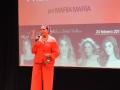Presentadora en tarima
