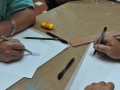 Participantes realizando sus obras