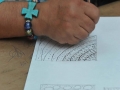 Participante realizando su obra